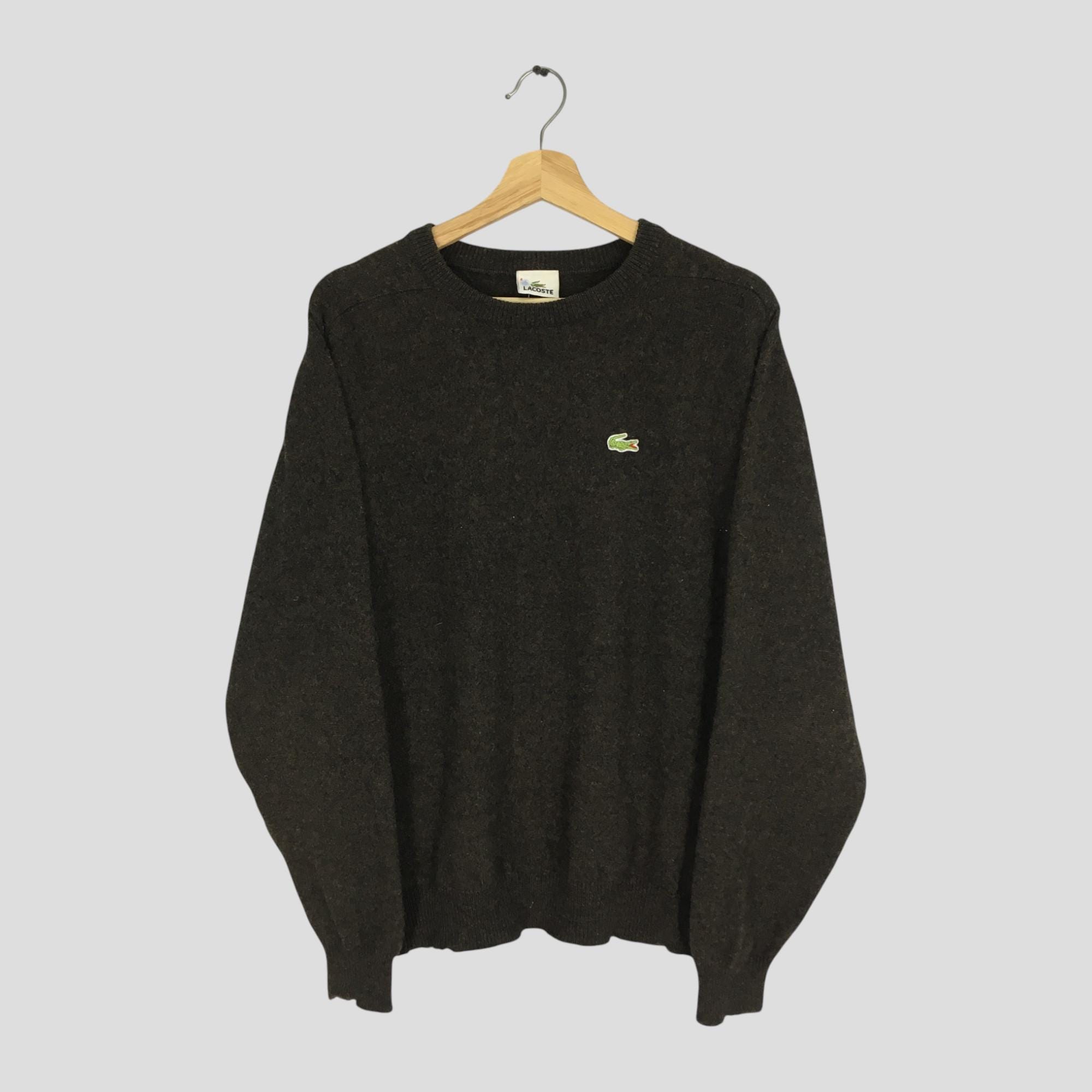 vintage Lacoste pull marron en laine torsadée Lacoste taille moyenne avec logo brodé sport pull Lacoste pull Lacoste pull Lacoste tenue taille M