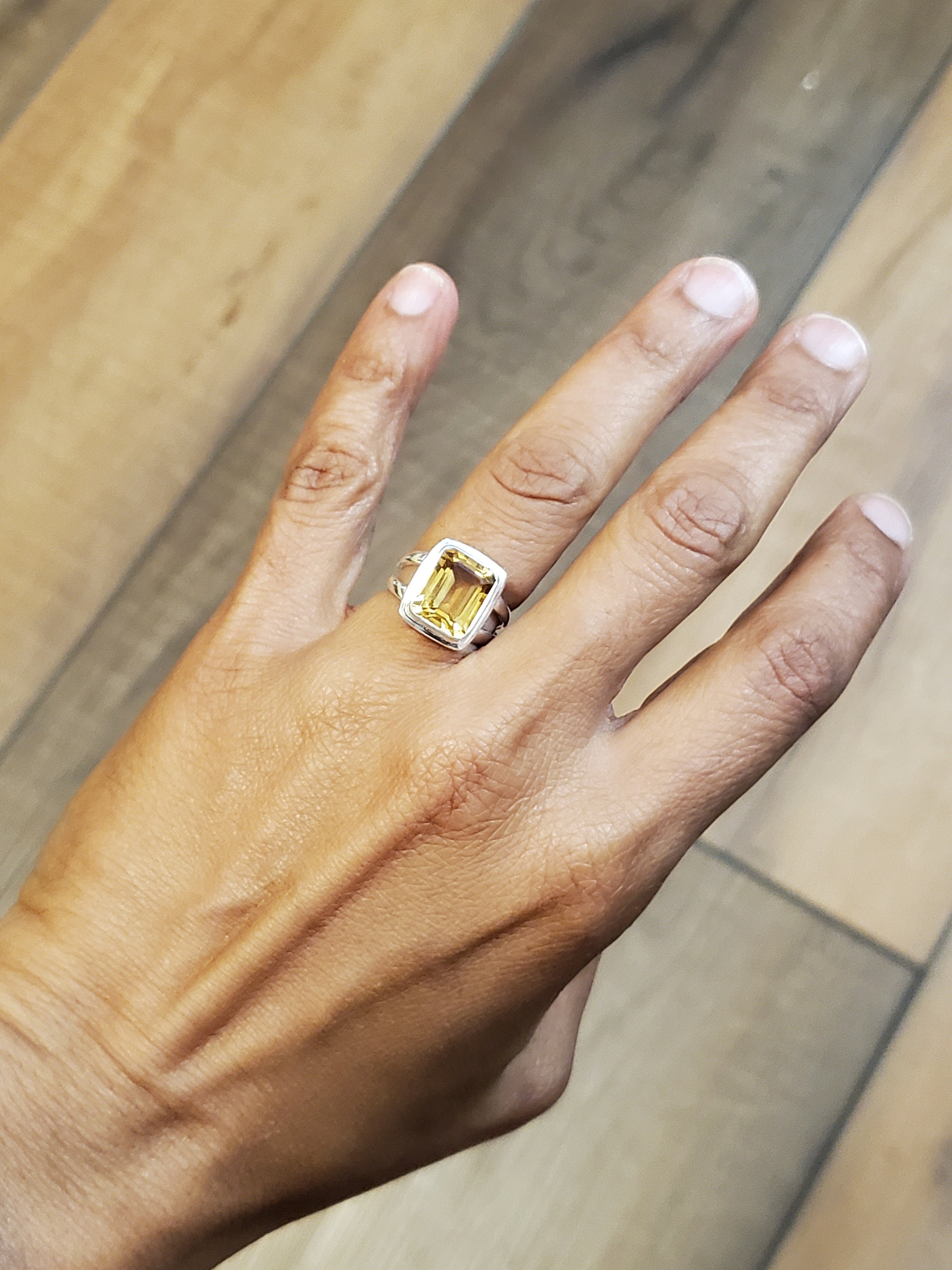 Delicate Rectangle Shape Citrine Stone Sterling Silver Ring, r520