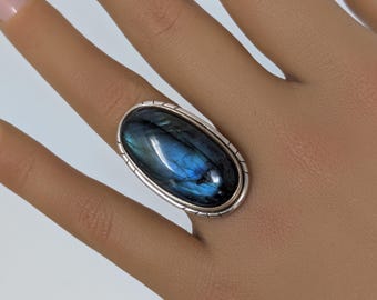 925 Sterling Silver Labradorite Ring, Size 5