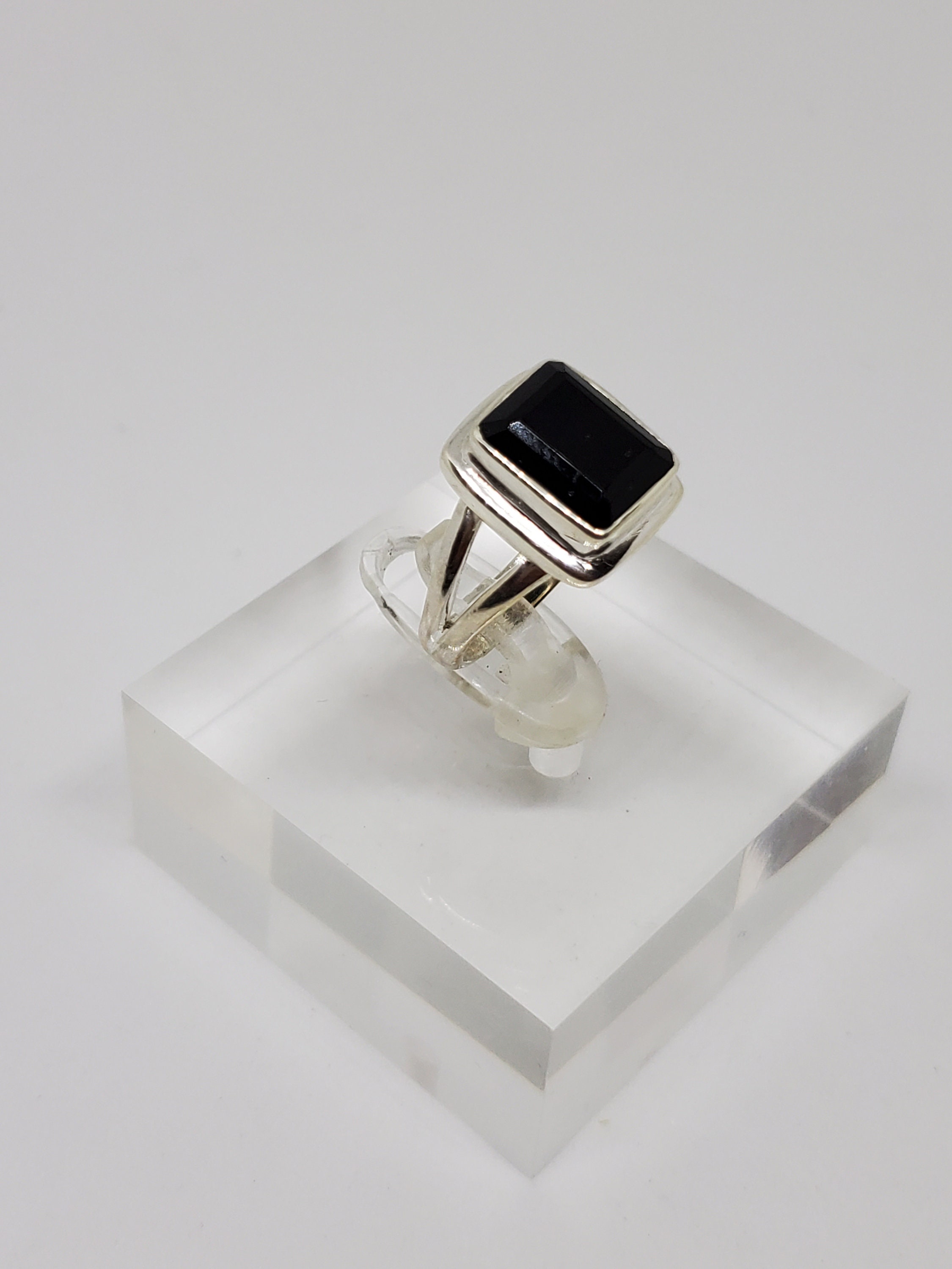 925 Sterling Silver Natural Black Onyx Ring, Rectangle Shape 925 Sterling Silver Natural Black Onyx Ring, Rectangle Shape