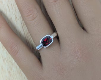 925 Sterling Silver Natural Red Garnet Ring, Size 6 ,7, 8, 9