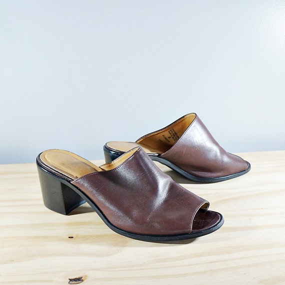 Vintage 80's brown leather block heel mules // Si… - image 3