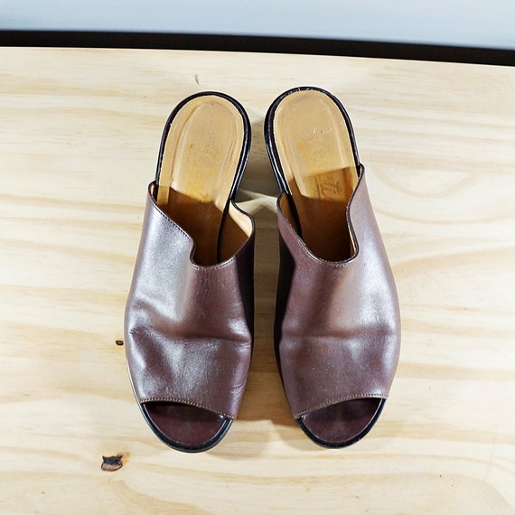 Vintage 80's brown leather block heel mules // Si… - image 4