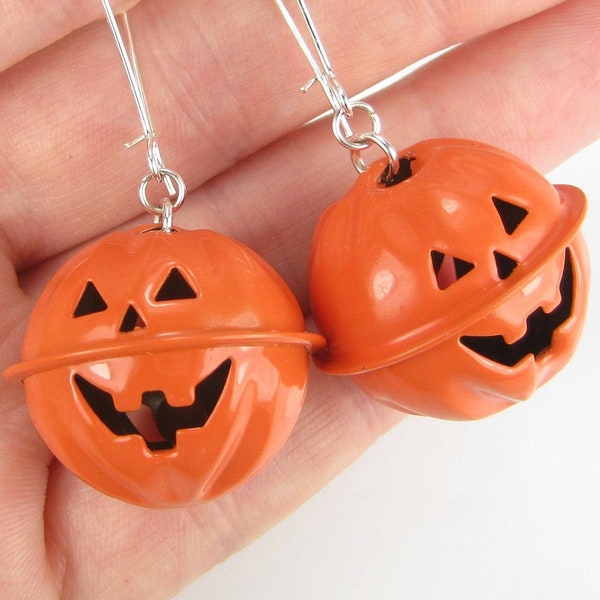 Jingling JACK -O- LANTERN 925 Silver Earrings, 3D Orange Pumpkin Bell, Pumpkin Face, Carved Pumpkin, Pumpkin Carving, Halloween Party GIFT