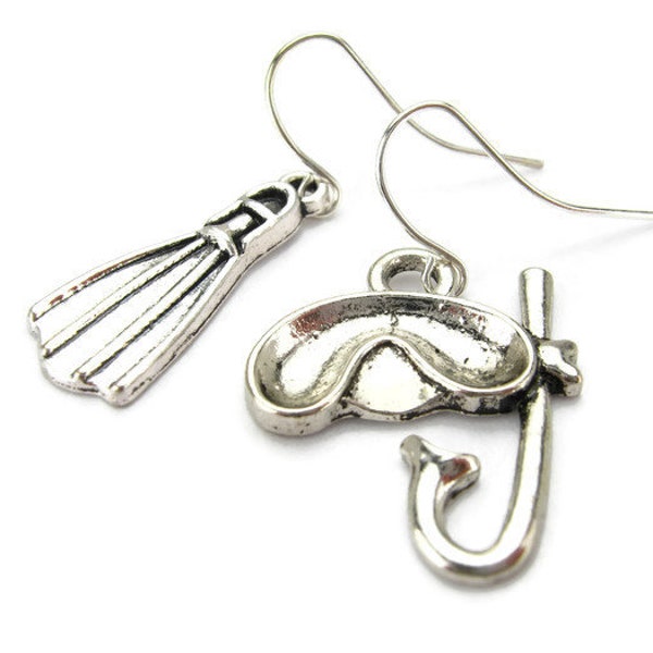 SCUBA DIVER 925 Silver Drop Earrings, 3D Snorkeling Mask & Fin, Diving Gear, Water Sports Jewelry, Snorkeler... Diving Instructor GIFT Idea!