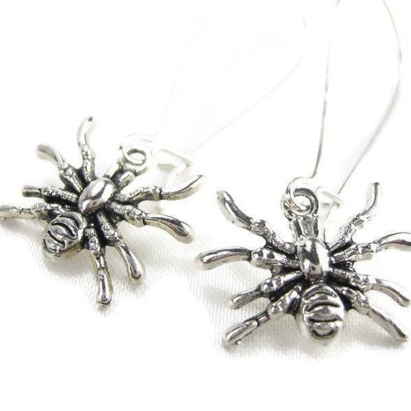 Orb Weaver SPIDER 925 Silver Earring, 3D Small Brown Spider, Garden Spider, 8 Legged Spider, Web Weaving Insect, Creepy Crawling Spider GIFT