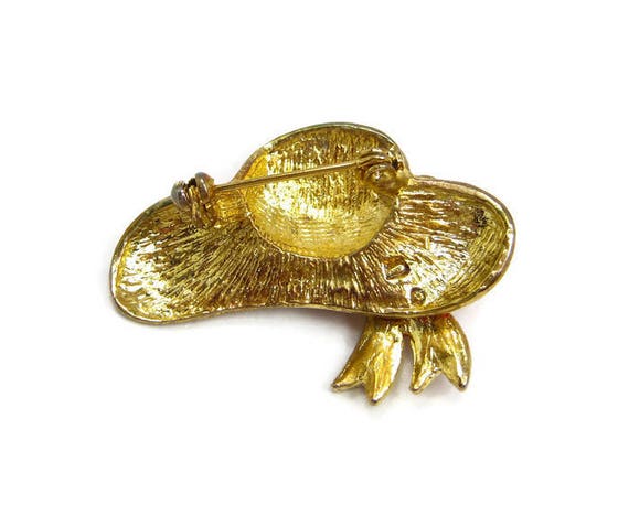 VINTAGE 1970's - Red Hat Brooch, Goldtone Gold Je… - image 4