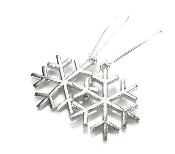 Snowflake snowstorm deals earrings