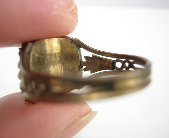 ANTIQUE 1800's - Victorian Mourning Brass Ring, S… - image 7