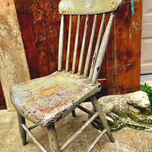 Antique Rare PrimitiveEnglish Windsor Chair Natures Original Crackled  Painted Antique Farmhouse Windsor Desk Chair Accent Chair Windsor