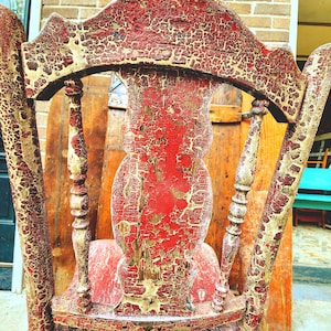 Rare 1800s Primitive Fiddleback Chair Original Paint Spindles Windsor Chair Saddle Seat Original Old Painted Chair Unusually Natural