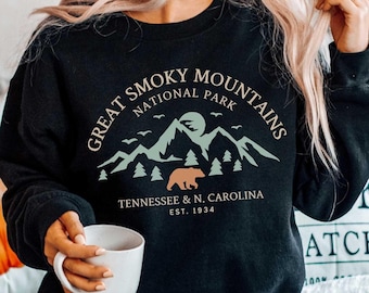 Great Smoky Mountains Sweatshirt, GSM Bear Pullover