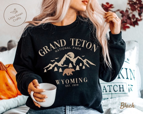 Grand Teton National Park Sweatshirt, Wyoming Mountains Crewneck Pullover, Unisex