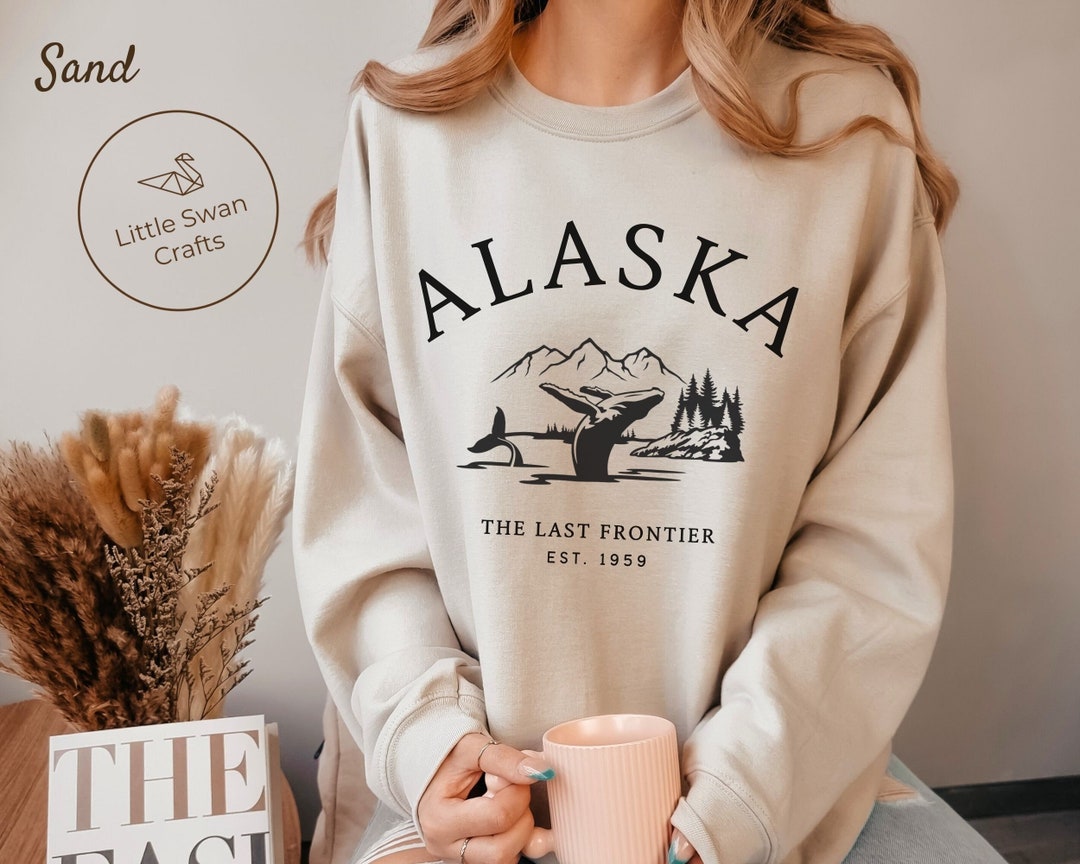 KBHR 'Voice Of The Last Frontier' Cicely Alaska Distressed Graphic Unisex T-Shirt (S-5XL) - View #8