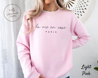 トレーナー スウェット EMILY IN PARIS × FUDGE / PHOTO SWEAT SHIRT/La vie and ROSES レディ Pierre Cadualt Emily in Paris Sweater | Netflix Shop