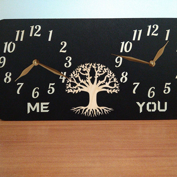 Horloge double fuseau horaire, panneau ville/État/pays, horloge murale familiale à fuseaux horaires multiples, horloge en bois #TZ_05