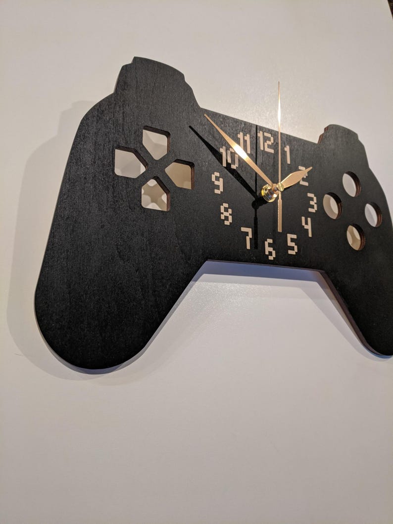 Wall Clock Game Console Non-ticking, Gamer Gift, Joystick, Teens Game Zone, Gaming Room Wall Art Decor, Wooden 12-18 inch image 4