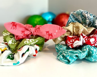 Holiday Scrunchies | Winter themed scrunchies | Christmas scrunchies | Classic scrunchies or scrunchies with bows