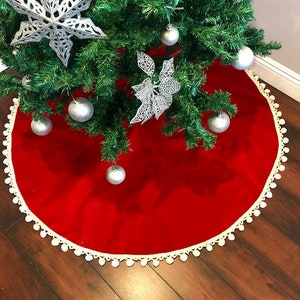 Velvet Tree Skirt, Tree skirt, Christmas tree skirt, white velvet tree skirt, red velvet, Christmas decor, home decor, holiday, Christmas