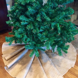 Burlap Christmas tree skirt, Christmas tree skirt, burlap, rustic holiday decor, home decor,60 inches diameter, christmas decor, tree skirt, image 9