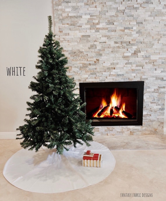 Velvet Tree Skirt Tree Skirt Christmas Tree Skirt White Velvet Tree Skirt Red Velvet Christmas Decor Home Decor Holiday Christmas Etsy Canada
