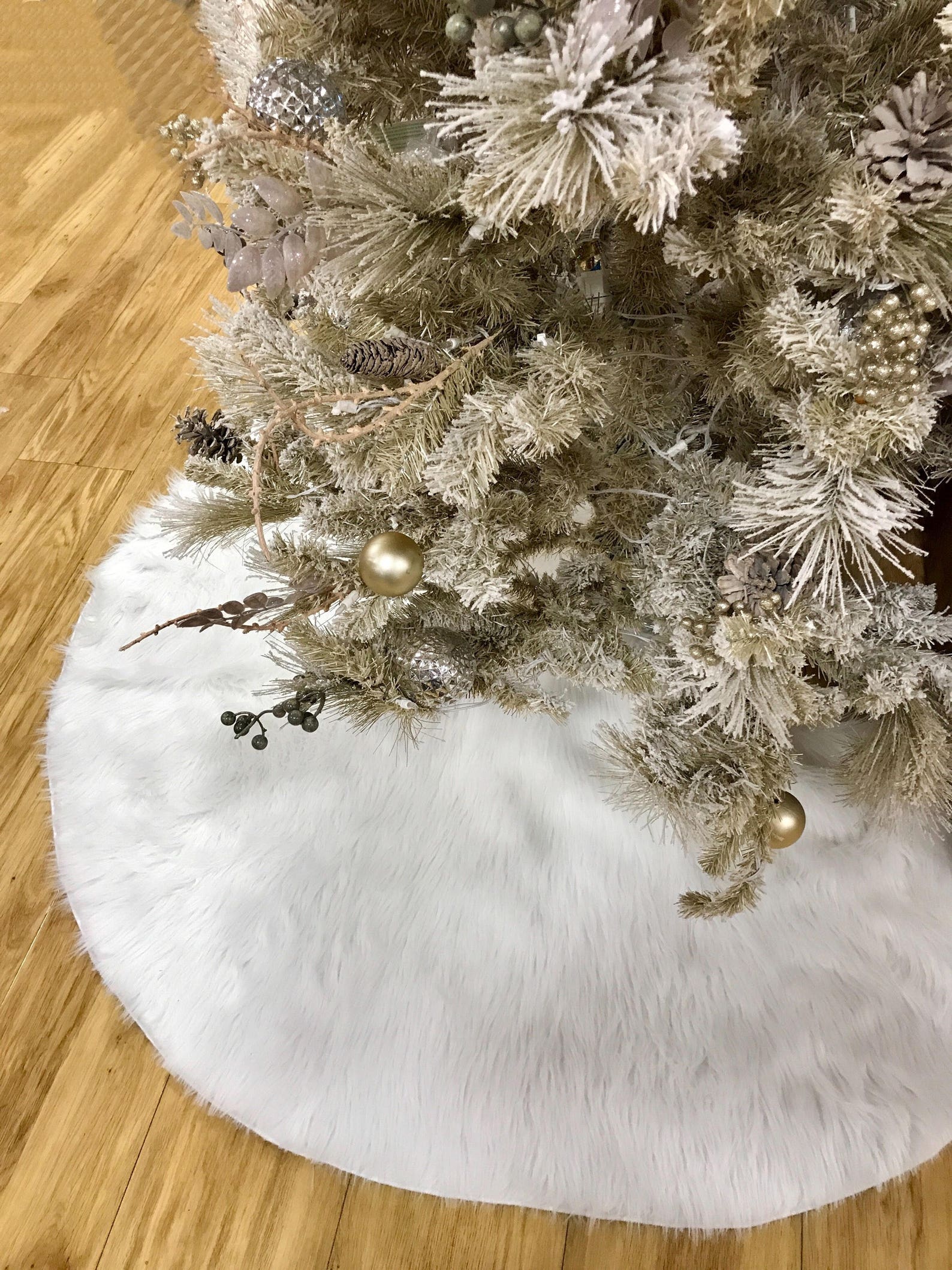 Faux Fur Christmas Tree Skirt White Faux Fur Tree Skirt Fur Etsy