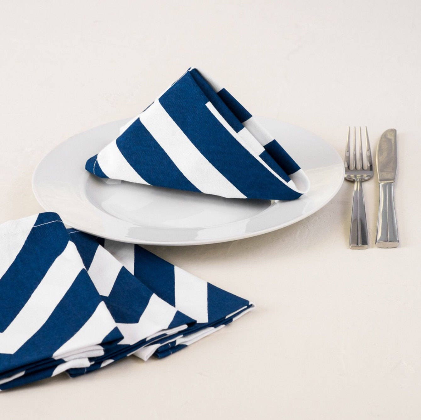 Table napkins, Navy napkins, stripped napkins, wedding, nautical, wedding decor, beach wedding