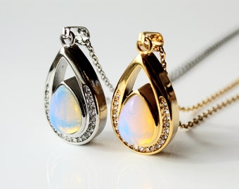 Crystal Urn Necklace: Teardrop Keepsake Pendant for Ashes