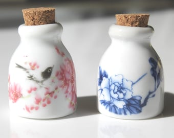 Small Ceramic Memorial Urn with Cork Top