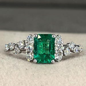 18kt GOLD Engagement Ring with Natural EMERALD and DIAMONDS, Emerald Cut Stone, Green Emerald, Gift for Her, Gift Ring