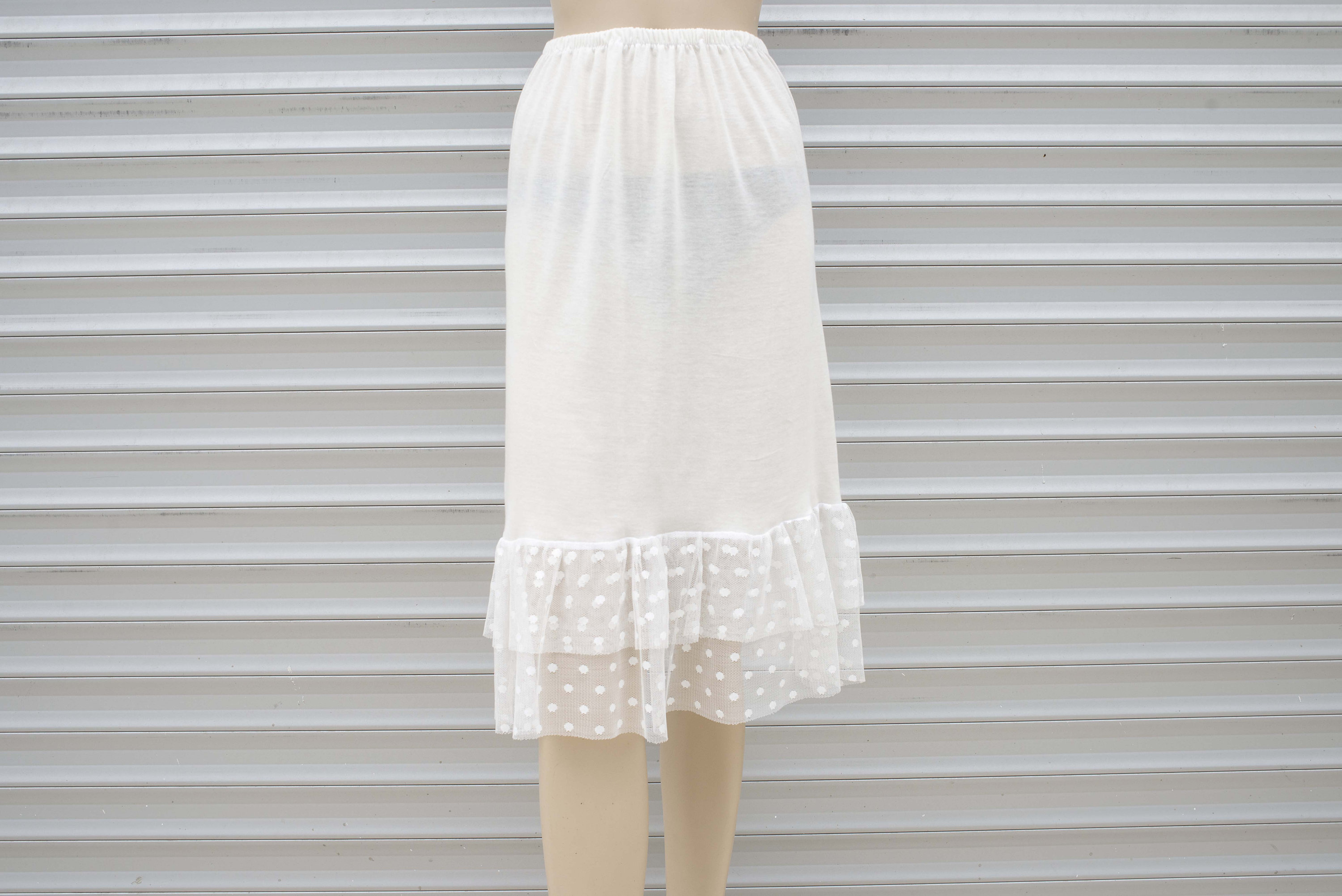 White clearance skirt extender