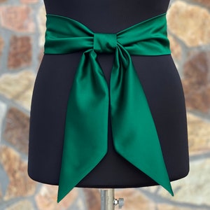 Emerald Green Satin Sash Belt, Wide Satin Sash, Wedding Accessories, Emerald Green Satin Belt, Emerald Green - COLOR & LENGTH Option