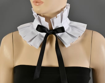 White Pleated Detachable Collar and Cuff Bracelet,Black Bracelet,Lace Wrist Cuff, Ruffled Lace Cuff Bracelet,Gothic Cuffs,Lolita Cuffs
