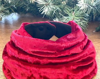 Infinity Christmas Collection 2021 velvet red