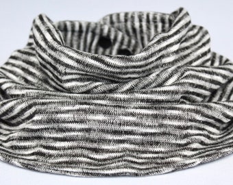 Infinty Scarf Bib