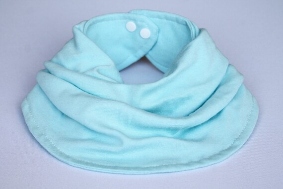 infinity scarf bib
