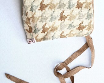 Baby Bonnet 6-9 Months