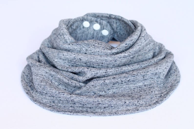 infinity scarf bib