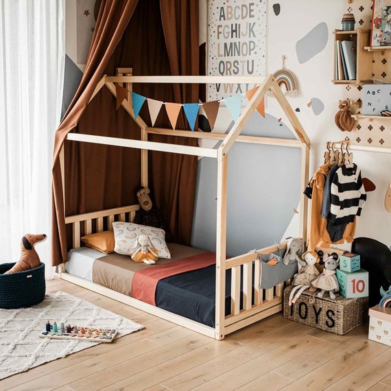Baby house bed hotsell