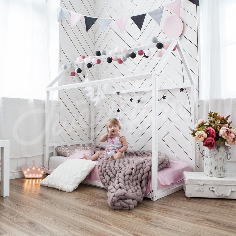 Toddler house bed Montessori floor bed kid/'s bedroom wood bed kid/'s bed