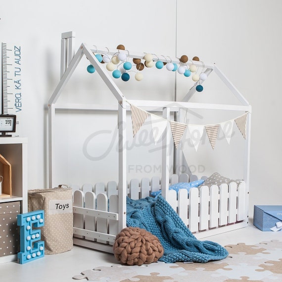 montessori baby crib