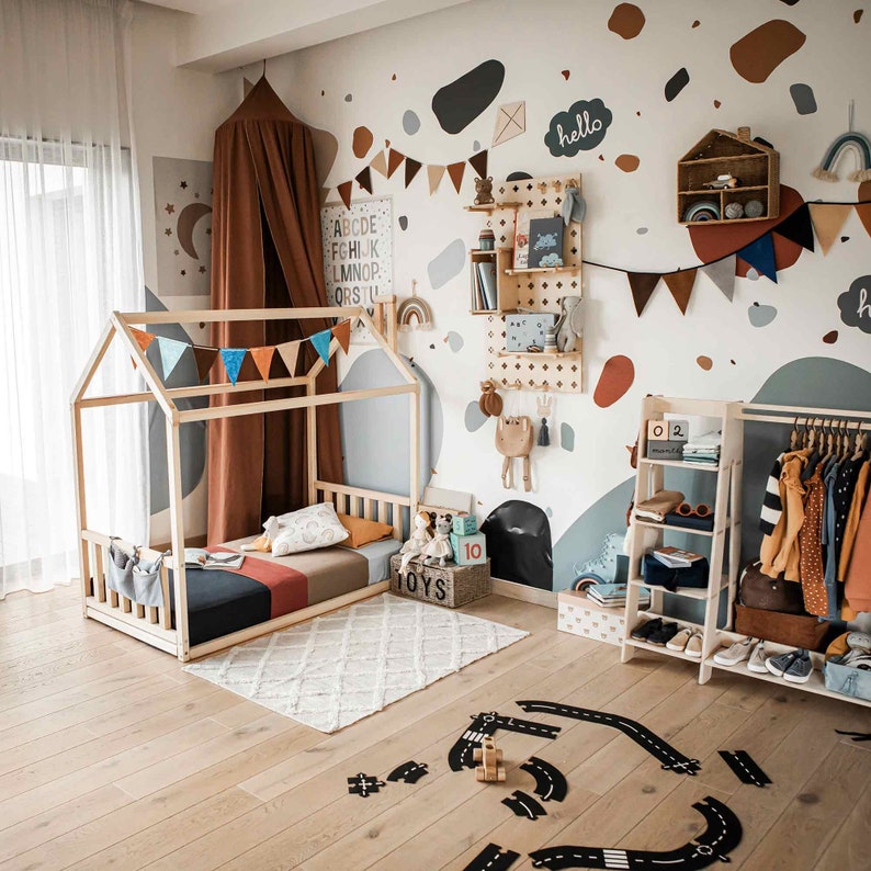 Montessori bed, Montessori house bed, house shaped bed, girl bed, bed for kid, child bed, kid bed, bed Montessori, toddler bed, Montessori floor bed, Montessori, hausbett, twin size, bodenbett, bed, twin floor bed, floor bed, wood frame bed, wood bed