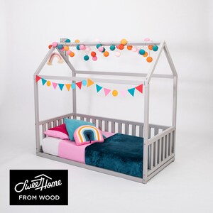 bed, wood bed, floor bed, house shaped bed, kid bed frame, toddler bed frame, kid frame bed, house bed frame, child house bed, kid platform bed, wood platform bed, Montessori bed, child bed, toddler bed, kid bed, wood bed, floor bed, house shaped bed