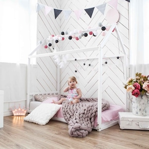 Montessori bed for toddlers Montessori floor bed for girls Montessori house bed Toddler bed Low platform bed for kids Floor house bed, SLATS