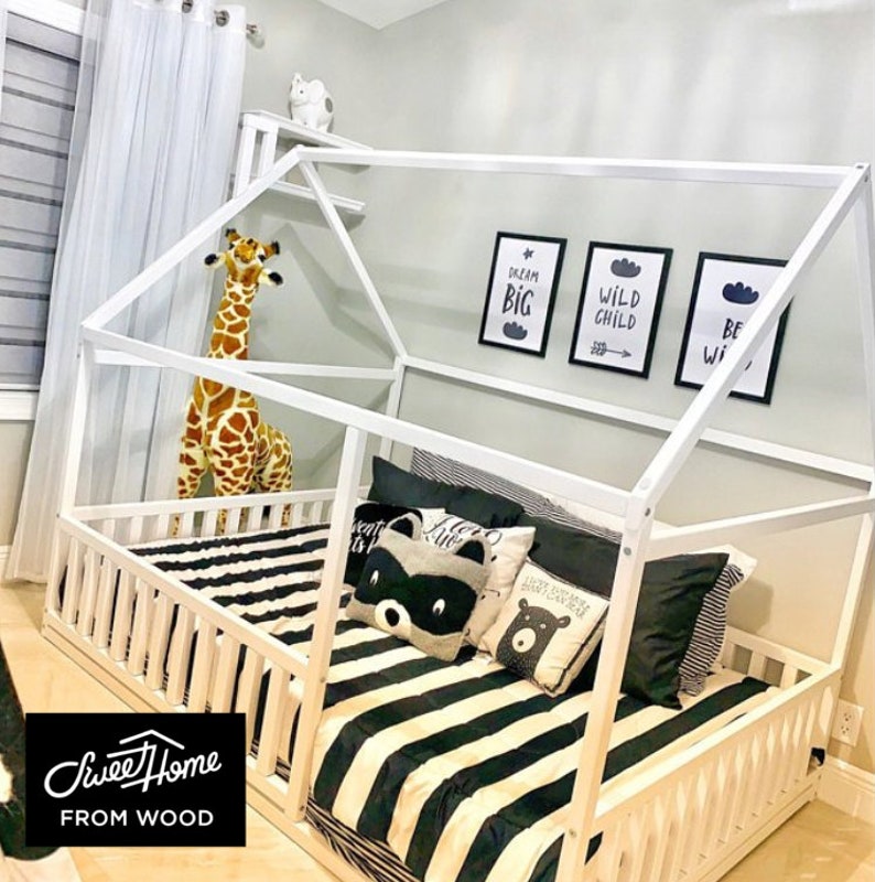 House bed kid, platform bed frame, kid house bed frame, toddler house bed, bed with rails, child bed, toddler bed with rails, bed frame twin size, house bed frame, bed frame for kid, bed house for child, twin size floor bed, wood bed frame, child bed