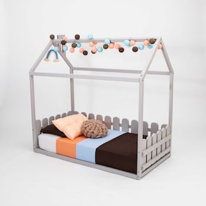 Toddler platform bed Frame bed with fence Kid bed frame oddler bed, Montessori floor bed, Montessori toddler floor bed Twin size bed SLATS