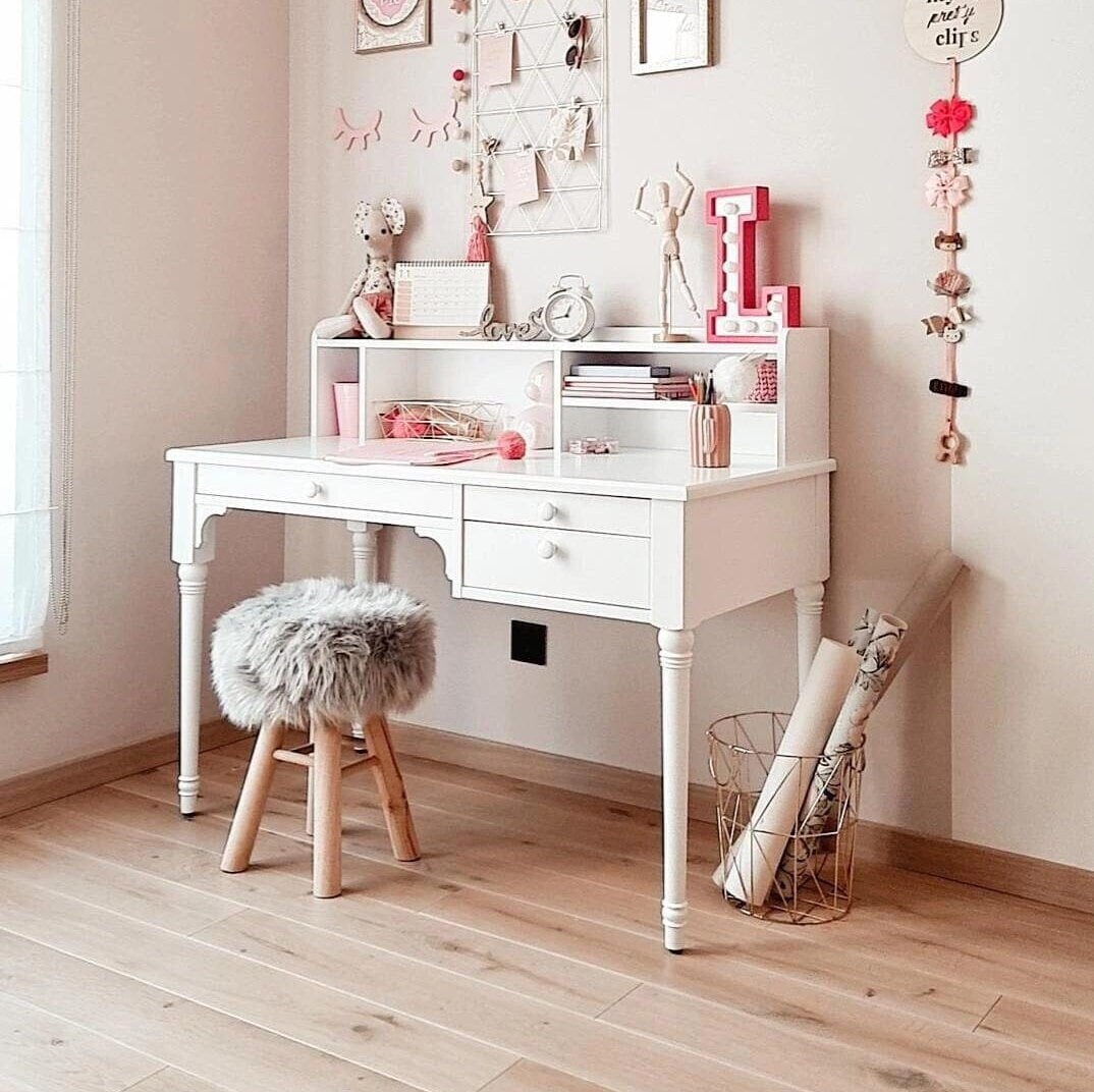 Preschool desks for sale deals