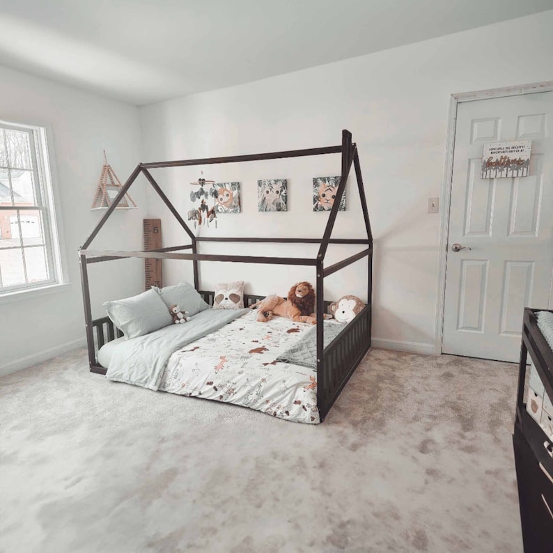 Montessori bed, bed for kid bed, toddler floor house, shaped bed frame, platform bed, Montessori floor bed, bed frame, floor bed frame, wooden house bed, Montessori house bed, bed with slat, DIY bed frame, kid bed, toddler bed for the boy, house bed