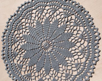 11.8 inches (30 cm)/Crochet doily / Lace / Gray (color Nr.8) /  D-3