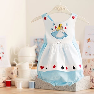 Alice in Wonderland Smash cake outfit for 1st Birthday party - First Photoshoot Outfit Fall - Girls holiday outfit - halloween  outfit